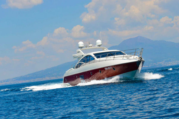 azimut68s-boat-tour-sorrento